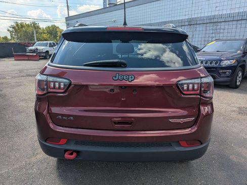 Used 2021 Jeep Compass Trailhawk image 6