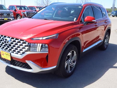 Used 2022 Hyundai Santa Fe SEL w/ Convenience + Premium Package AWD/4WD image 3
