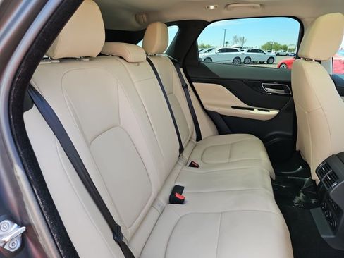 Used 2018 Jaguar F-PACE Premium AWD/4WD image 26