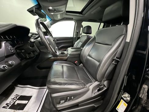 Used 2018 Chevrolet Suburban LT AWD/4WD image 20