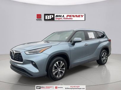 Used 2022 Toyota Highlander XLE