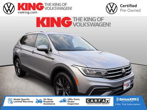 Certified 2024 Volkswagen Tiguan SE FWD image 1