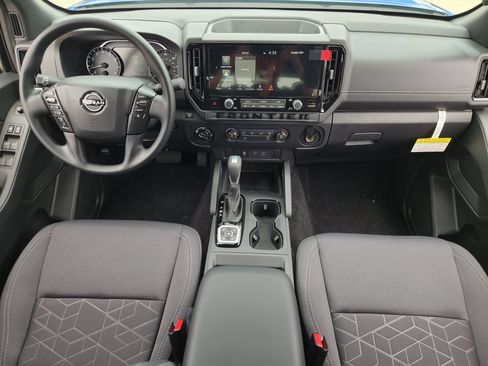 New 2026 Nissan Frontier SV w/ Tow Package AWD/4WD image 19