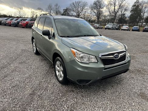 Used 2016 Subaru Forester 2.5i w/ Alloy Wheel Package image 3