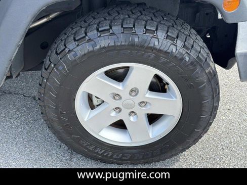 Used 2018 Jeep Wrangler Unlimited Sport S AWD/4WD image 12