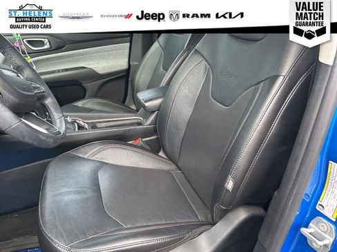 Used 2022 Jeep Compass Latitude w/ Sun and Sound Group AWD/4WD image 15