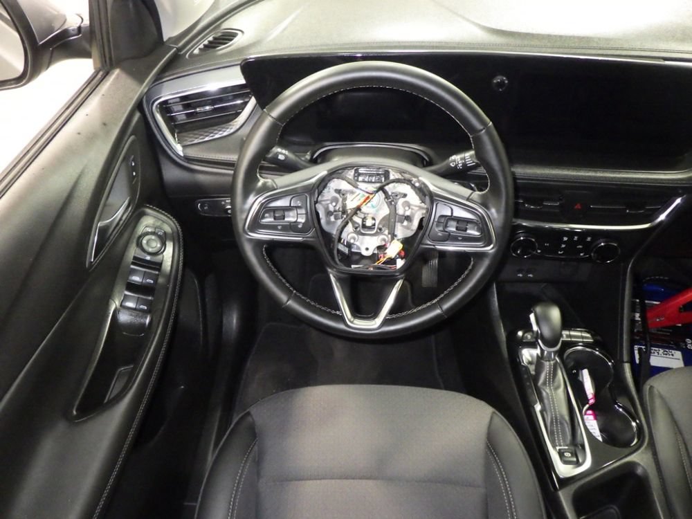 Used 2026 Buick Encore GX Preferred w/ Comfort Package AWD/4WD image 9