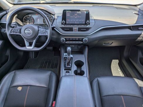 Used 2020 Nissan Altima 2.5 SR w/ Premium Package AWD/4WD image 16