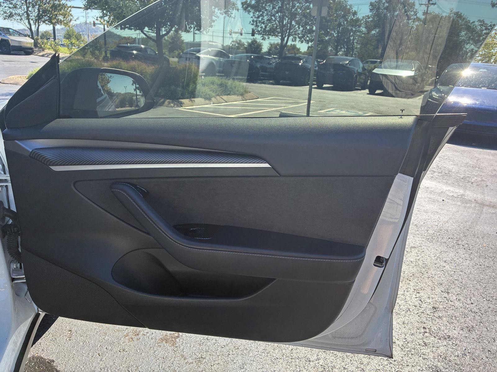 Used 2022 Tesla Model 3 Long Range AWD/4WD image 13