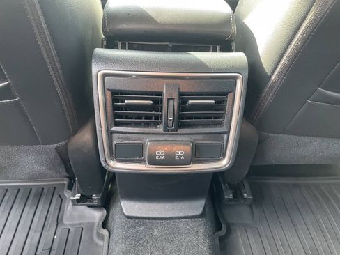 Used 2020 Subaru Forester Limited AWD/4WD image 10