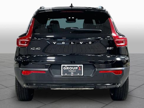 Used 2024 Volvo XC40 B5 Plus w/ Protection Package Premier AWD/4WD image 5