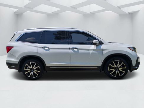 Used 2021 Honda Pilot Elite image 2