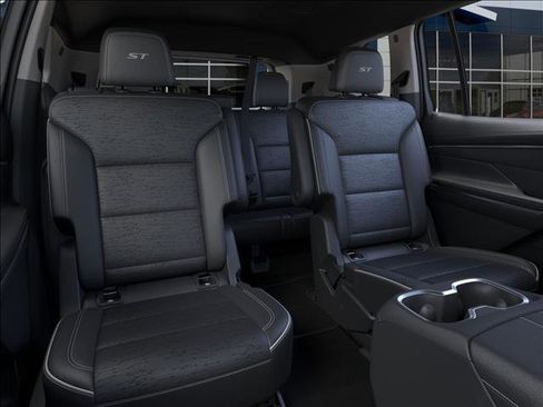 Used 2025 Buick Enclave Sport Touring w/ Power Package image 17