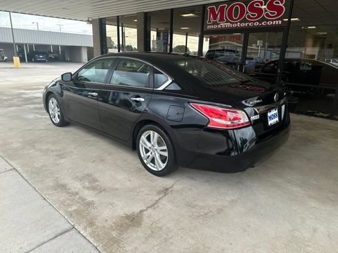 Used 2013 Nissan Altima 3.5 SL FWD image 6