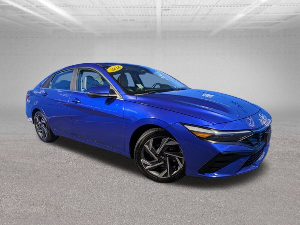 Used 2024 Hyundai Elantra Limited FWD image 3
