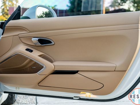 Used 2012 Porsche 911 Carrera S w/ Premium Pkg image 12