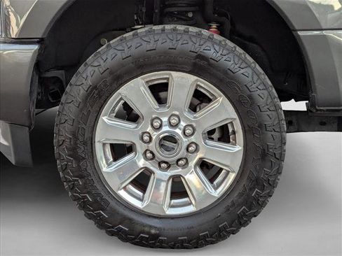 Used 2017 Ford F250 Platinum w/ Platinum Ultimate Package image 9