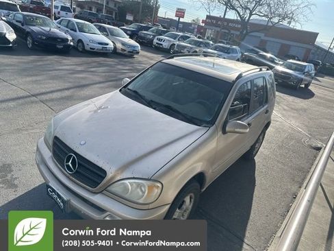 Used 2002 Mercedes-Benz ML 320 4MATIC image 3