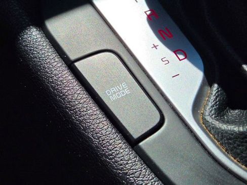 Used 2023 Kia Forte LXS FWD image 32