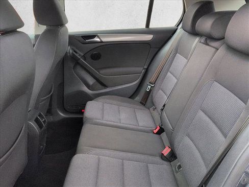 Used 2013 Volkswagen Golf 4-Door image 17