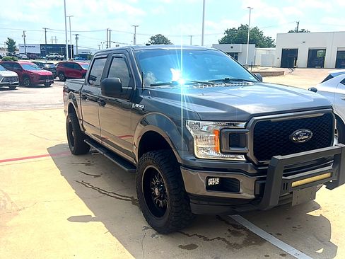 Used 2019 Ford F150 XL w/ Equipment Group 101A Mid AWD/4WD image 3