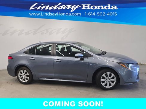 Used 2024 Toyota Corolla LE FWD image 3
