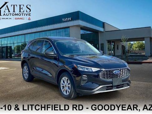 Used 2023 Ford Escape Active AWD/4WD image 1