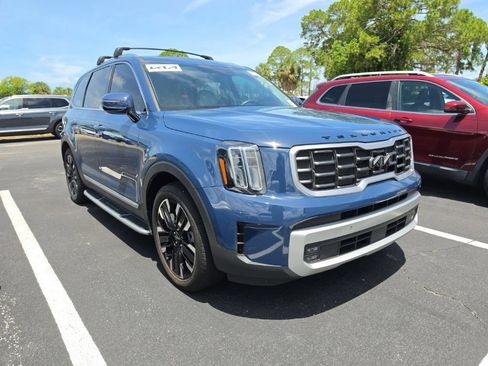 Used 2025 Kia Telluride SX FWD image 1