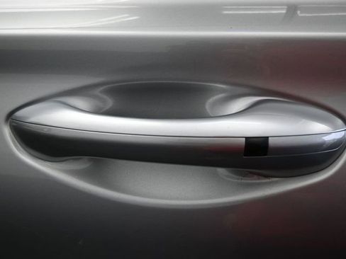 Used 2020 Hyundai Santa Fe SEL w/ Convenience + Premium Package image 16