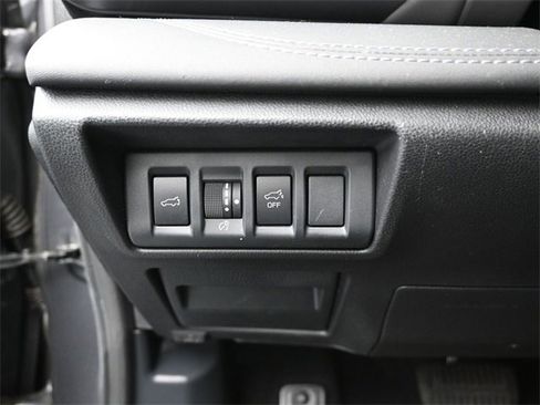 Used 2020 Subaru Outback Limited image 15