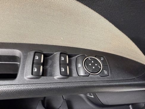 Used 2018 Ford Fusion S FWD image 14