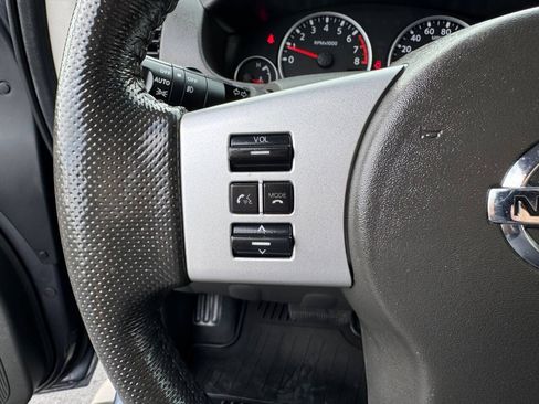 Used 2012 Nissan Pathfinder Silver RWD image 18