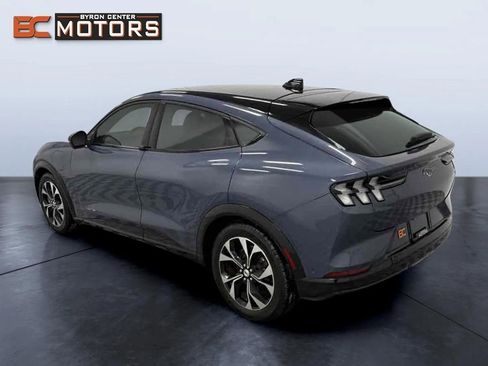 Used 2021 Ford Mustang Mach-E Premium image 4