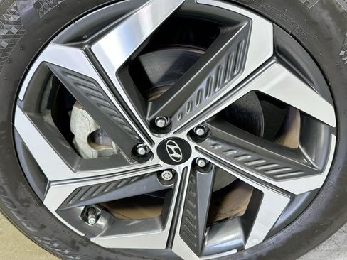 Used 2024 Hyundai Tucson Limited FWD image 32