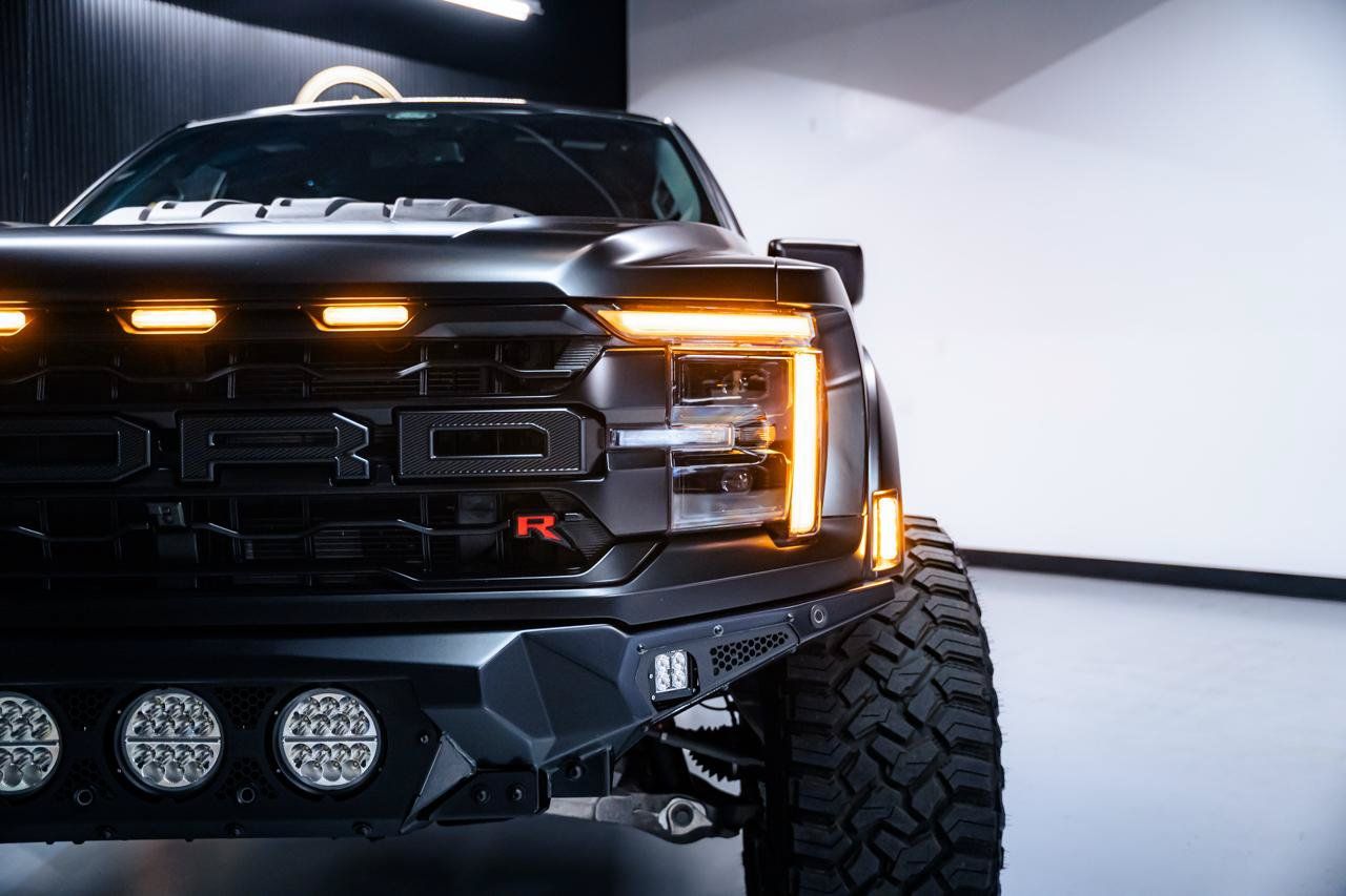 Used 2025 Ford F150 Raptor w/ Equipment Group 803A Raptor R AWD/4WD image 13