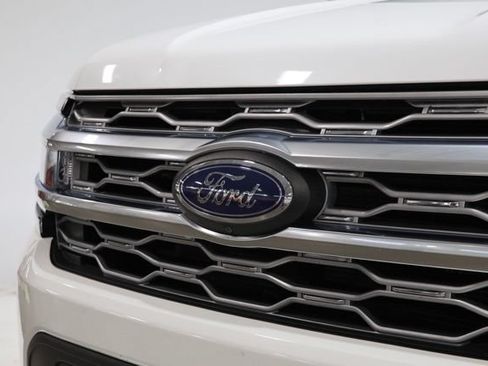 Used 2023 Ford Expedition Platinum AWD/4WD image 12