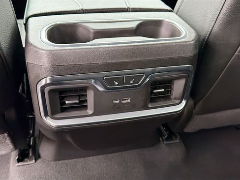 Used 2024 GMC Sierra 1500 Denali AWD/4WD image 19