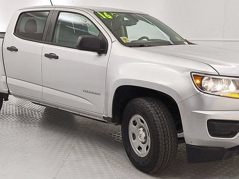 Used 2016 Chevrolet Colorado W/T w/ WT Convenience Package AWD/4WD image 1