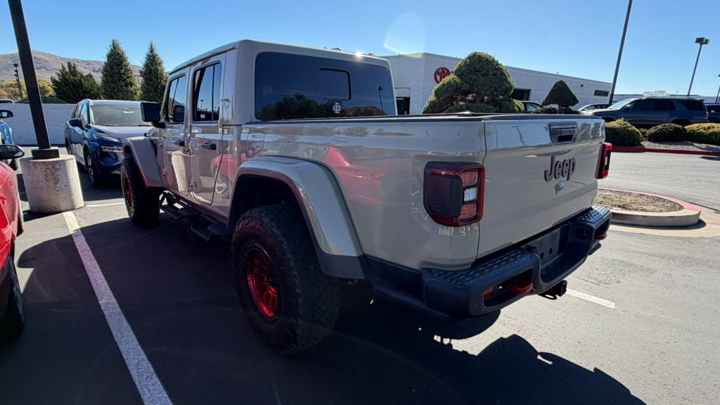 Used 2020 Jeep Gladiator Rubicon AWD/4WD image 3