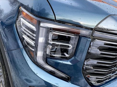Used 2024 GMC Sierra 1500 Denali Ultimate image 33
