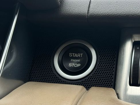 Used 2015 Land Rover Range Rover Supercharged AWD/4WD image 39