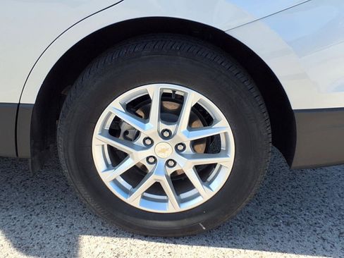 Used 2022 Chevrolet Equinox LT image 23