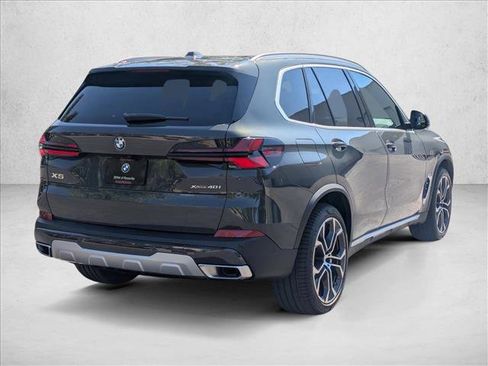 Used 2026 BMW X5 xDrive40i w/ Climate Comfort Package AWD/4WD image 2