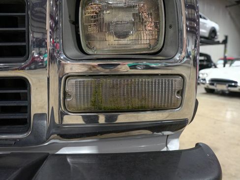 Used 1992 Dodge D/W Truck 250 image 39