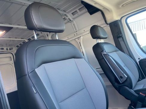 New 2026 RAM ProMaster 2500 w/ Convenience Group FWD image 29
