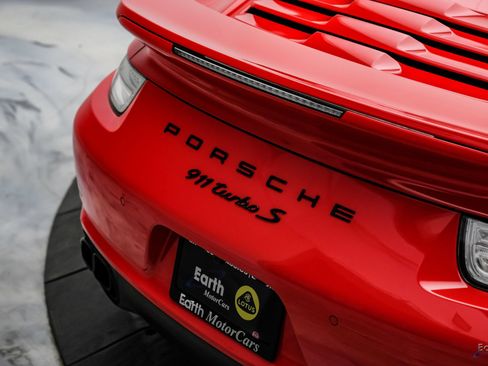 Used 2014 Porsche 911 Turbo S AWD/4WD image 17