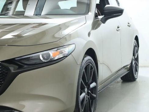 Certified 2025 MAZDA MAZDA3 Carbon image 6