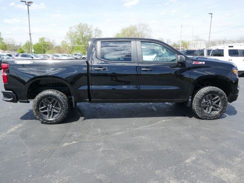 New 2026 Chevrolet Silverado 1500 Custom Trail Boss AWD/4WD image 3