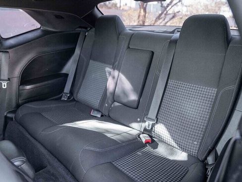 Used 2016 Dodge Challenger SXT RWD image 16
