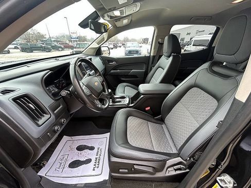 Used 2016 Chevrolet Colorado Z71 w/ Z71 Midnight Edition image 23